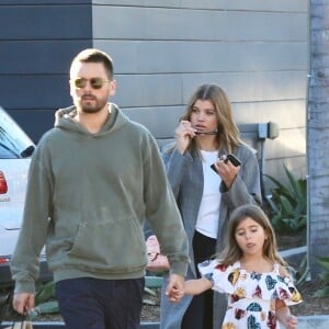 Exclusif - Scott Disick, sa fille Penelope et sa compagne Sofia Richie font du shopping à Malibu, le 3 janvier 2019.