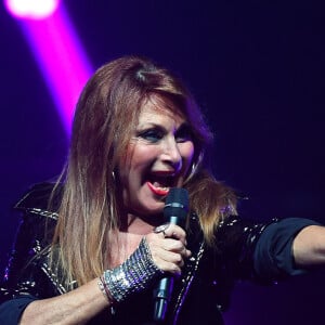 Julie Pietri lors du concert "Stars 80" au Palais Nikaïa à Nice, le 6 décembre 2018. © Lionel Urman/Bestimage