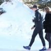 L'actrice Jennifer Aniston fait une promenade matinale dans la neige avec un ami le jour du Nouvel An à Jackson Hole, Wyoming, Etats-Unis, le 1er janvier 2019.