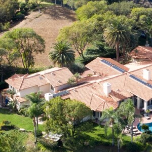 Vue aérienne de la villa de Heather Locklear à Thousand Oaks.