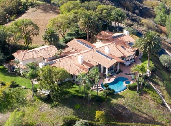 Vue aérienne de la villa de Heather Locklear à Thousand Oaks.