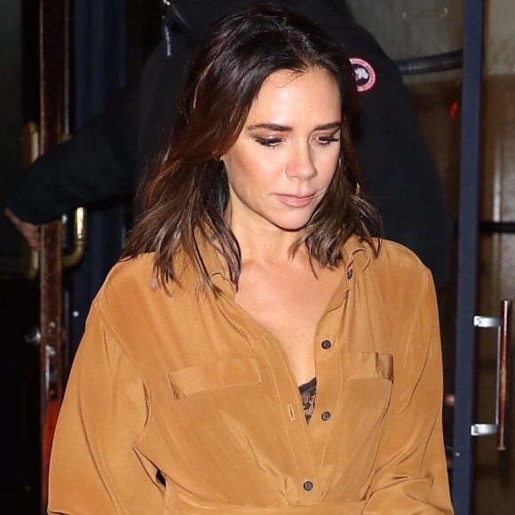 Exclusif - Victoria Beckham est allée diner au restaurant Carbone à New York, le 27 novembre 2018.