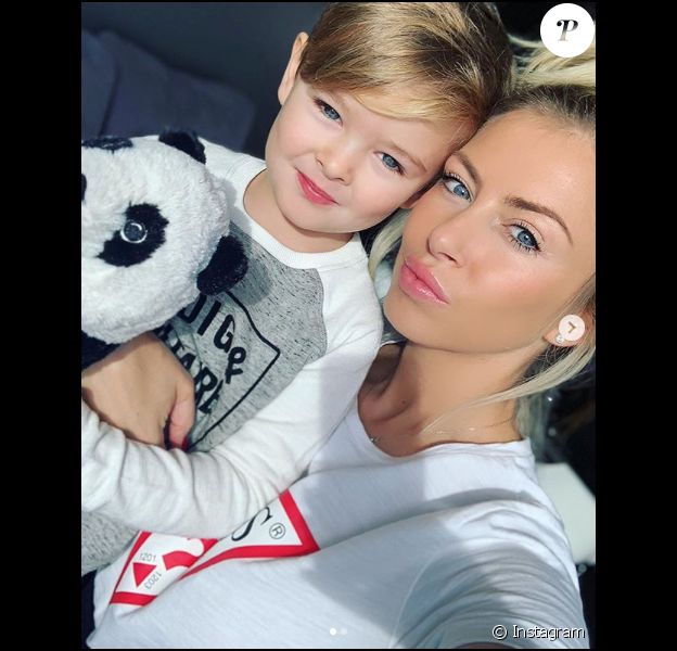 Stéphanie Clerbois et son fils Lyam le 27 décembre 2018.