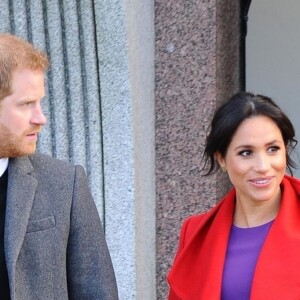 Le prince Harry, duc de Sussex et Meghan Markle (enceinte), duchesse de Sussex en visite à Birkenhead le 14 janvier 2019.