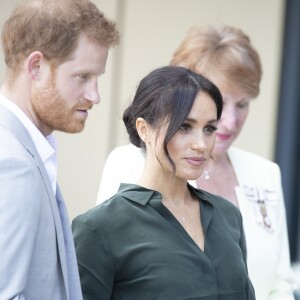 Le prince Harry, duc de Sussex, et Meghan Markle, duchesse de Sussex, inaugurent l'université technologique à Bognor Regis. C'est leur première visite dans le comté de Sussex depuis leur mariage.