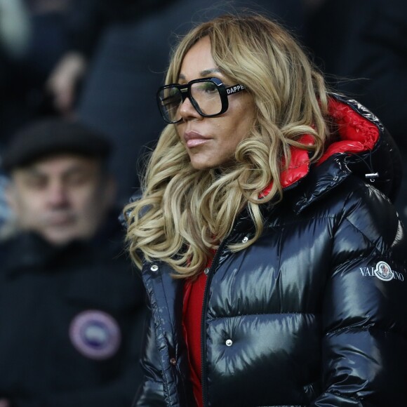 Cathy Guetta, son fils Tim - People dans les tribunes du match de football PSG - Guingamp (9-0) au Parc des Princes à Paris le 19 janvier 2019.