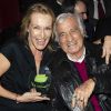 Estelle Lefébure et Jean-Paul Belmondo - 4ème Edition des "Trophées du Bien-Etre" au théâtre de la Gaité Montmartre à Paris, le 22 septembre 2019. Les "Trophées du Bien-Etre" sont une occasion unique de récompenser chaque année une innovation médicale, un geste, une action, une pièce de théâtre, un film, un concert, une musique, un produit du quotidien, une amélioration urbaine qui auront contribué à créer le bien-être pour le plus grand nombre. © Pierre Perusseau/Bestimage