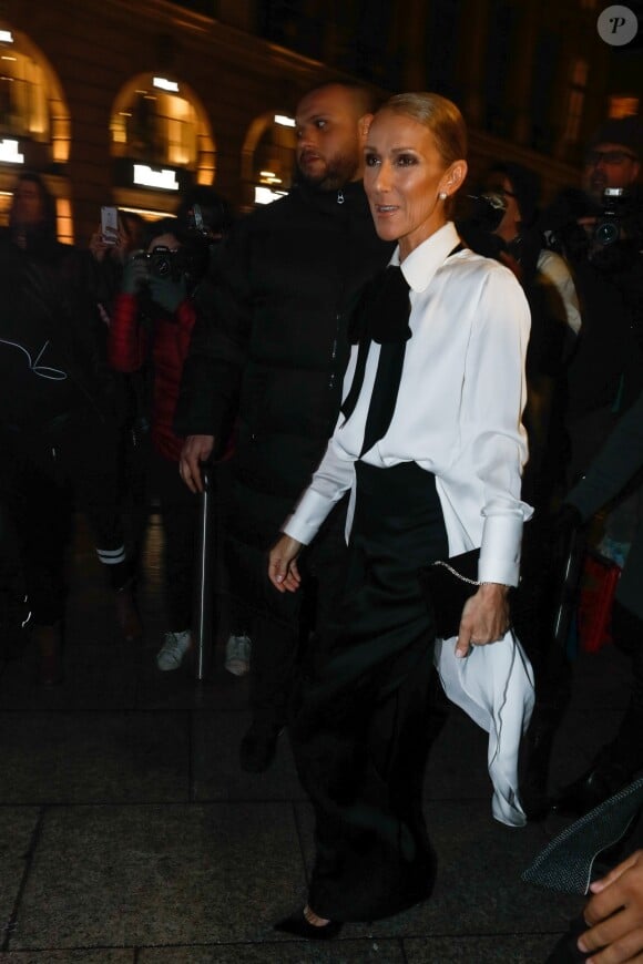 Celine Dion à l'extérieur du défilé de mode Haute-Couture printemps-été 2019 "Giorgio Armani Prive Haute Couture" à Paris. Le 22 janvier 2019 © CVS-Veeren / Bestimage