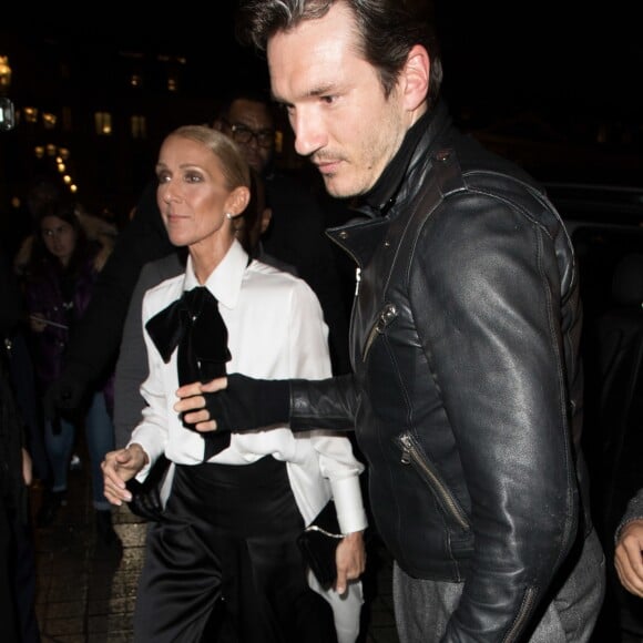 Céline Dion, Pepe Munoz à l'extérieur du défilé de mode Haute-Couture printemps-été 2019 "Giorgio Armani" à Paris. Le 22 janvier 2019