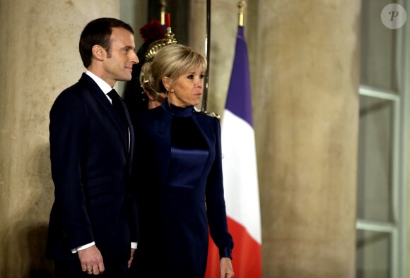 Le président de la République française Emmanuel Macron et la première dame Brigitte Macron accueillent le président de l'État d'Israël Reuven Rivlin et sa femme Nechama Rivlin - Dîner officiel en l'honneur du président israélien et sa femme au palais de l'Elysée à Paris, le 23 janvier 2019. © Dominique Jacovides/Bestimage