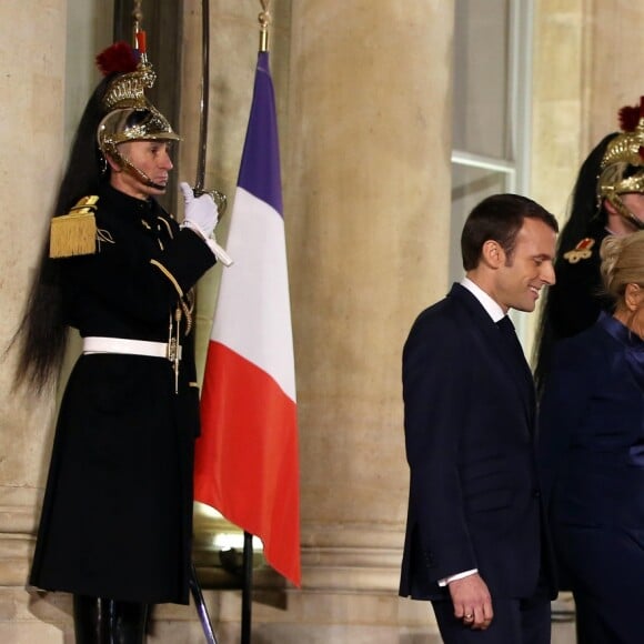 Le président de la République française Emmanuel Macron et la première dame Brigitte Macron accueillent le président de l'État d'Israël Reuven Rivlin et sa femme Nechama Rivlin - Dîner officiel en l'honneur du président israélien et sa femme au palais de l'Elysée à Paris, le 23 janvier 2019. © Dominique Jacovides/Bestimage