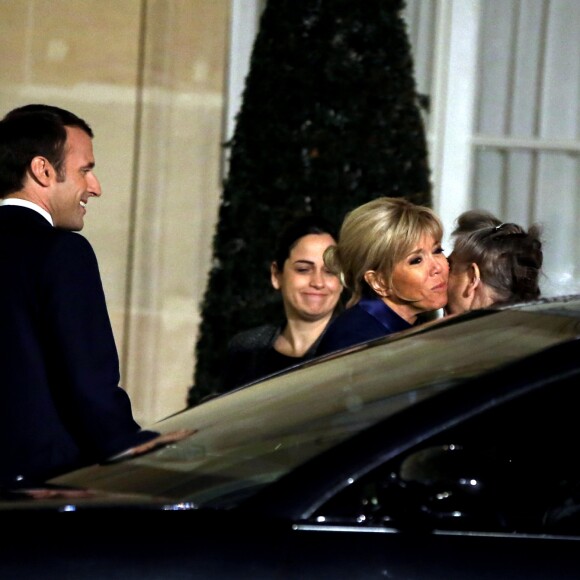 Le président de la République française Emmanuel Macron et la première dame Brigitte Macron accueillent le président de l'État d'Israël Reuven Rivlin et sa femme Nechama Rivlin - Dîner officiel en l'honneur du président israélien et sa femme au palais de l'Elysée à Paris, le 23 janvier 2019. © Dominique Jacovides/Bestimage