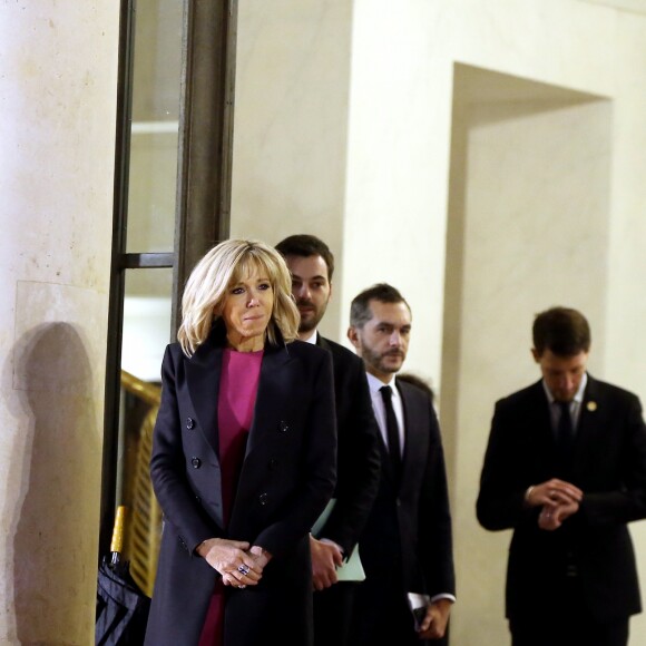 Brigitte Macron raccompagne la première dame isréalienne Nechama Rivlin sur le perron du palais de l'Elysée à Paris, le 23 janvier 2019. © Dominique Jacovides/Bestimage