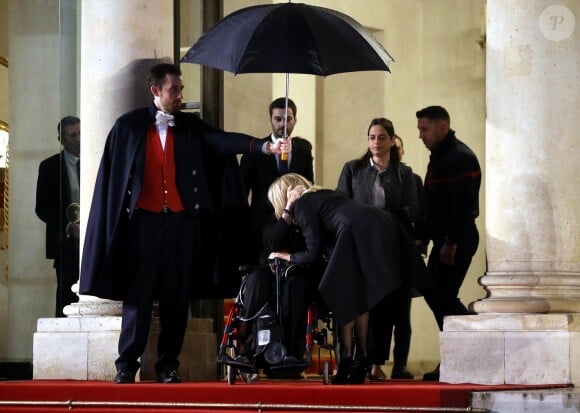 Brigitte Macron raccompagne la première dame isréalienne Nechama Rivlin sur le perron du palais de l'Elysée à Paris, le 23 janvier 2019. © Dominique Jacovides/Bestimage