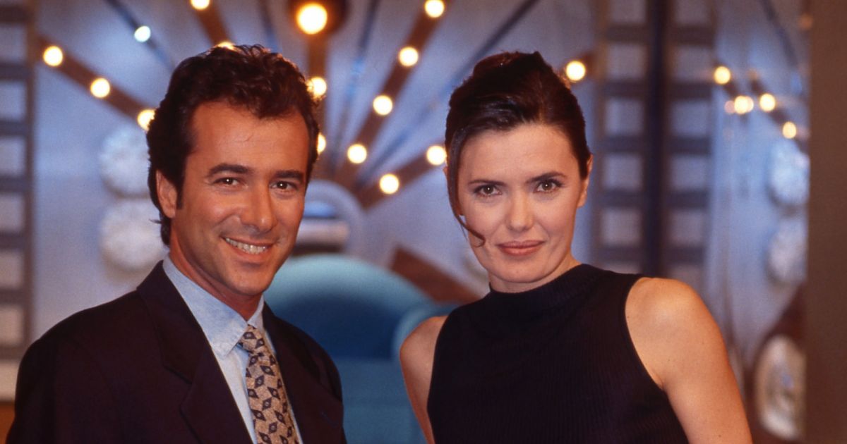 Qui Est La Compagne De Bernard Montiel Bernard Montiel et Annie Pujol - La Roue de la fortune en 1996