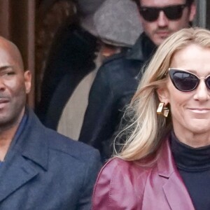Céline Dion sort de l'hôtel de Crillon pour se rendre à la maison Givenchy à Paris le 24 janvier 2019.