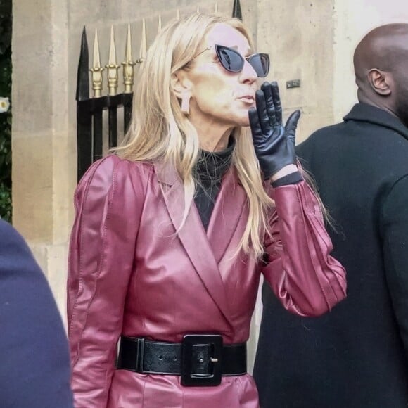 Céline Dion et Pepe Munoz sont de retour à l'hôtel, Le Crillon, à Paris, après leur visite chez Givenchy. Le 24 janvier 2019