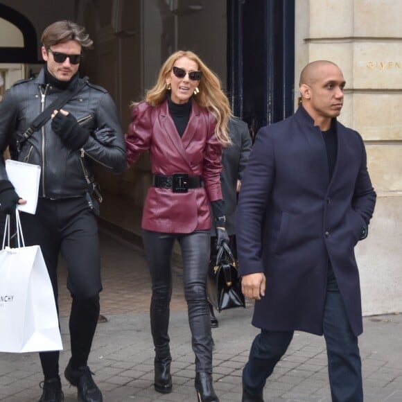 Céline Dion et Pepe Munoz sont de retour à l'hôtel, Le Crillon, à Paris, après leur visite chez Givenchy. Le 24 janvier 2019