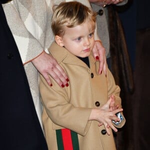 Le prince héréditaire Jacques avec sa maman la princesse Charlene de Monaco lors des célébrations de Sainte Dévote dans la soirée du samedi 26 janvier 2019. © Bruno Bebert/Bestimage