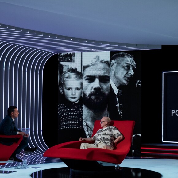 Exclusif - Marc-Olivier Fogiel recevant William Sheller pour l'enregistrement de l'émission "Le Divan" le 9 novembre 2018 © Cyril Moreau / Bestimage