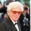 Henry Chapier au Festival de Cannes en mai 2001, lors de la montée des marches du film The Man who wasn't there.
