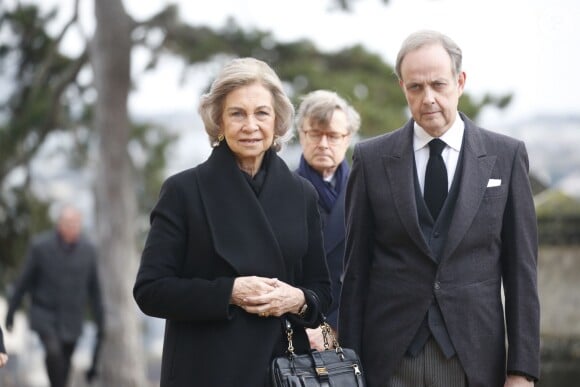 La reine Sofia et Jean d'Orléans (Le prince Jean, duc de Vendôme, Dauphin de France) - Obsèques du comte de Paris en la chapelle Royale Saint-Louis à Dreux, France, le 2 février 2019. © Alain Guizard/Bestimage