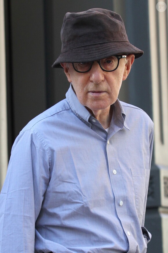 Woody Allen sur le tournage de son film à New York, le 10 octobre 2017.