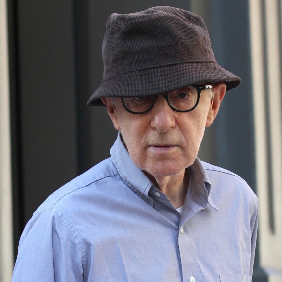 Woody Allen sur le tournage de son film à New York, le 10 octobre 2017.