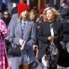 La princesse María Olympía de Grèce et sa mère la princesse royale de Grèce Marie-Chantal Miller arrivent au défilé Tory Burch lors de la Fashion Week de New York, le 10 février 2019.