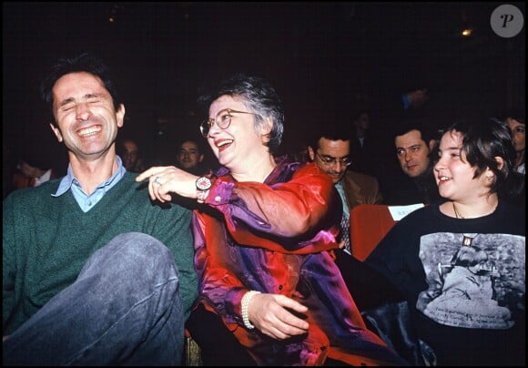 Thierry Lhermitte, Josiane Balasko et sa fille Marilou Berry à Paris en 1994.