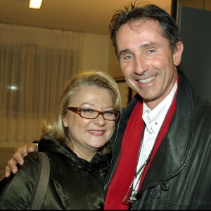 Thierry Lhermitte et Josiane Balasko à Paris en 2004.