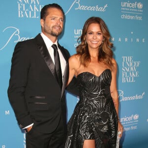 David Charvet et sa femme Brooke Burke Charvet à la 12ème soirée annuelle caritative UNICEF Snowflake Ball à New York, le 29 novembre 2016 © Sonia Moskowitz/Globe Photos via Zuma/Bestimage