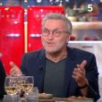 Le 18 février 2019, sur le plateau de "C à vous" (France 5), Laurent Ruquier s'explique sur sa blague sexiste et polémique concernant Vaimalama Chaves, notre Miss France 2019.