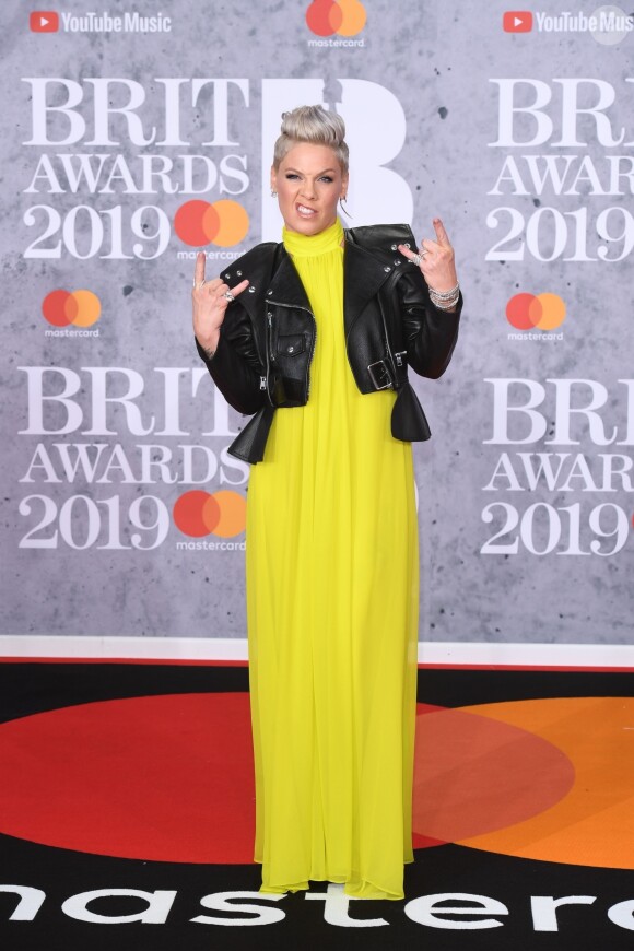 Pink au photocall de la cérémonie des Brit Awards 2019 à l'O2 Arena à Londres le 20 février 2019.