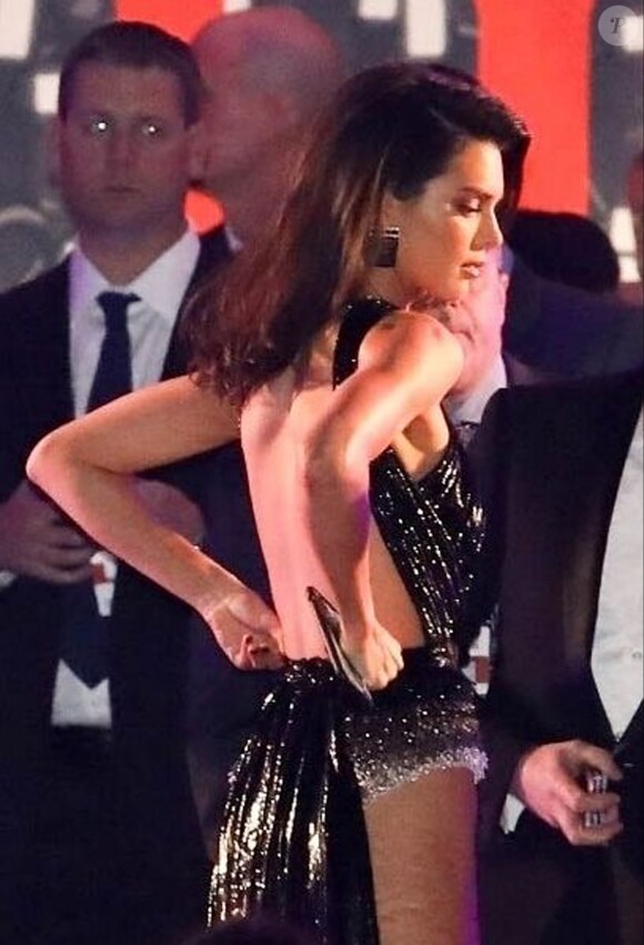 Kendall Jenner à son arrivée à la soirée Vanity Fair Oscar Party au Wallis Annenberg Center for the Performing Arts à Beverly Hills, Los Angeles, le 24 février 2019.