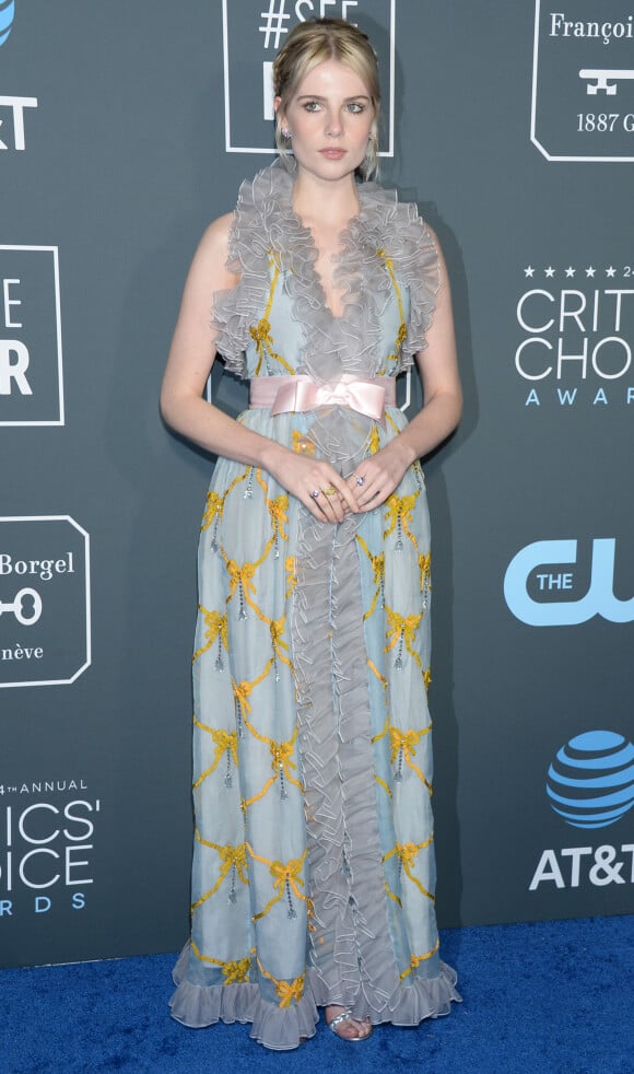 Lucy Boynton au photocall de la soirée des 24ème Critics Choice Awards au Barker Hangar à Santa Monica, Los Angeles, Californie, Etats-Unis, le 13 janvier 2019.