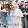 Lucy Boynton arrive devant les studios AOL à New York, le 29 juin 2017. New York, NY - Lucy Boynton looks stunning in a multi layered summer dress as she and the cast of "Gypsy" arrive at AOLBuild stopping to pose for fan photos in New York, on June 29th, 2017.29/06/2017 - New York