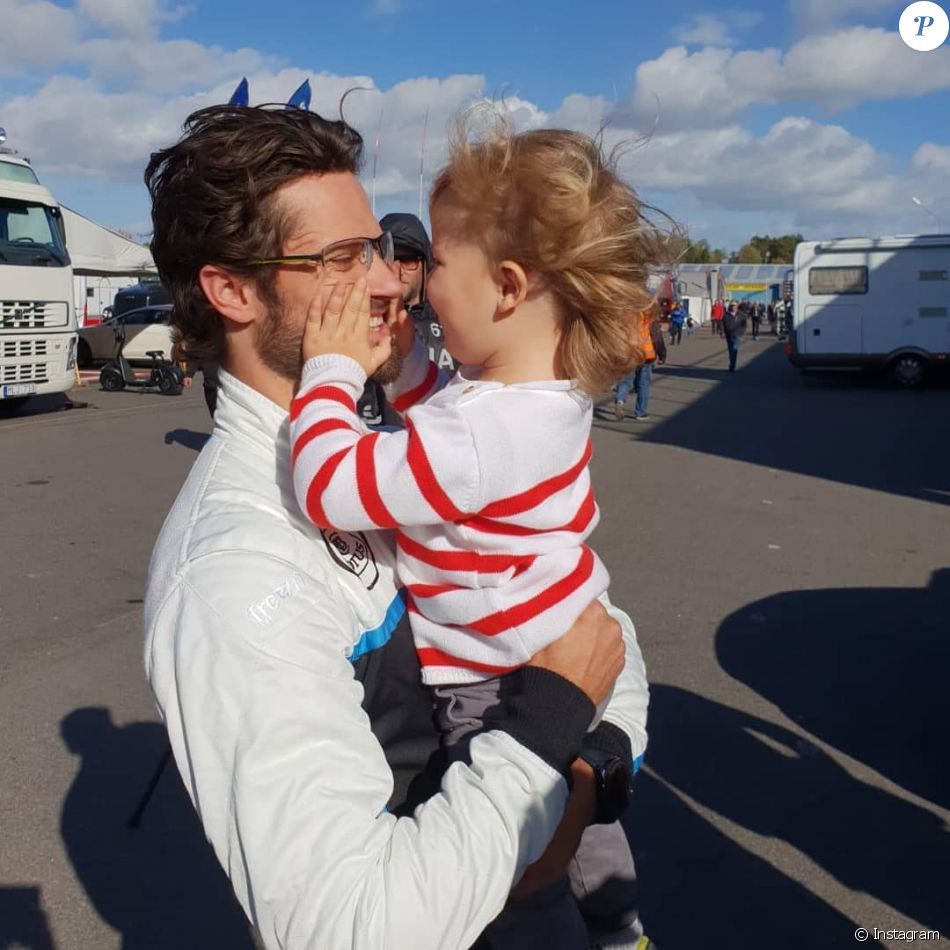 Carl Philip De Suède Instagram Le prince Carl Philip de Suède avec son fils le prince Alexander lors d