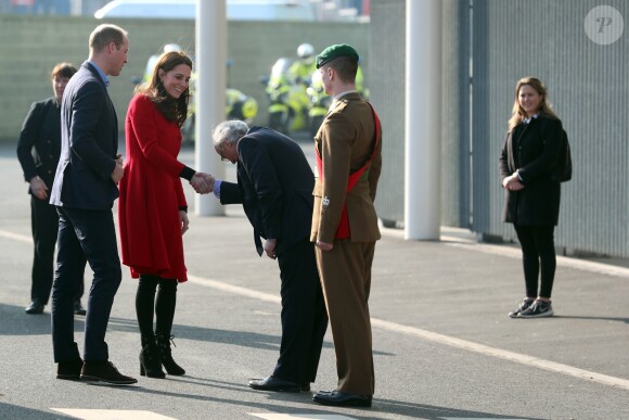 Le prince William, duc de Cambridge, et Kate Catherine Middleton, duchesse de Cambridge, en visite au Windsor Park à Belfast, à l'occasion de leur voyage officiel en Irlande. Le 27 février 2019