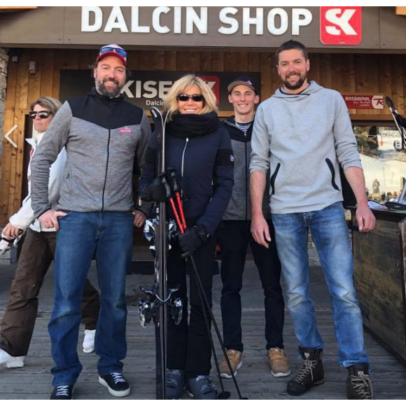 Pierre-Emmanuel et Julian Dalcin ont accueilli la première dame Brigitte Macron dans leur boutique dans la station de Val-Cenis, mardi 26 février 2019.
