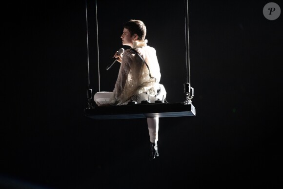 Chris (Christine and The Queens) aux Victoires de la musique, à Paris le 2 février 2019.