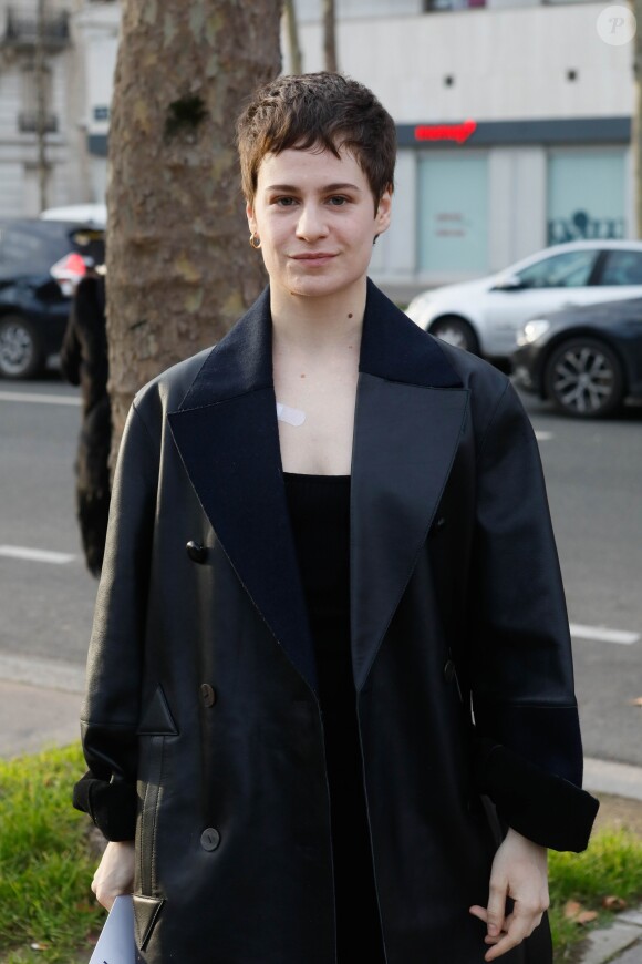 Exclusif - Chris (Christine and the Queens) au défilé Loewe homme automne hiver 2019-2020 à Paris le 19 janvier 2019.