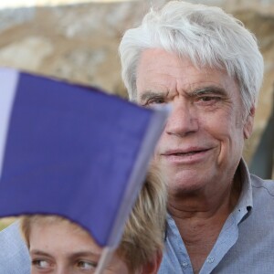 Exclusif - Bernard Tapie célèbre la victoire des Bleus, champions du monde 2018, sur le port de Saint-Tropez, le 15 juillet 2018. © Luc Boutria/Nice Matin/Bestimage