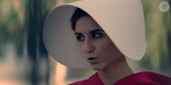 Florence Foresti parodie "The Handmaid's Tale : la servante écarlate" - mars 2019.