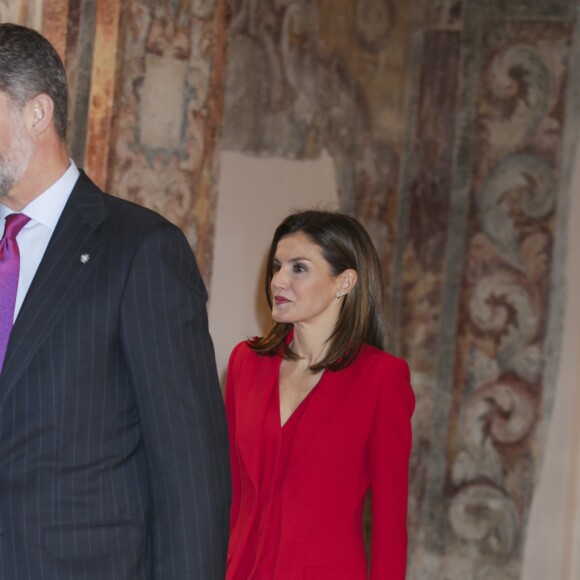 Le roi Felipe d'Espagne et la reine Letizia lors de la réception pour le 500ème anniversaire de l'expédition autour du monde de Magellan et Faleiro le 22 mars 2018.  Spanish Kings Felipe VI and Letizia Ortiz attending act Capitulaciones de Valladolid during 500 anniversary of expedition of the first round the world of Fernando de Magallanes and Juan Sebastian Elcano in Valladolid on Thursday 22 , March 201822/03/2018 - Valladolid