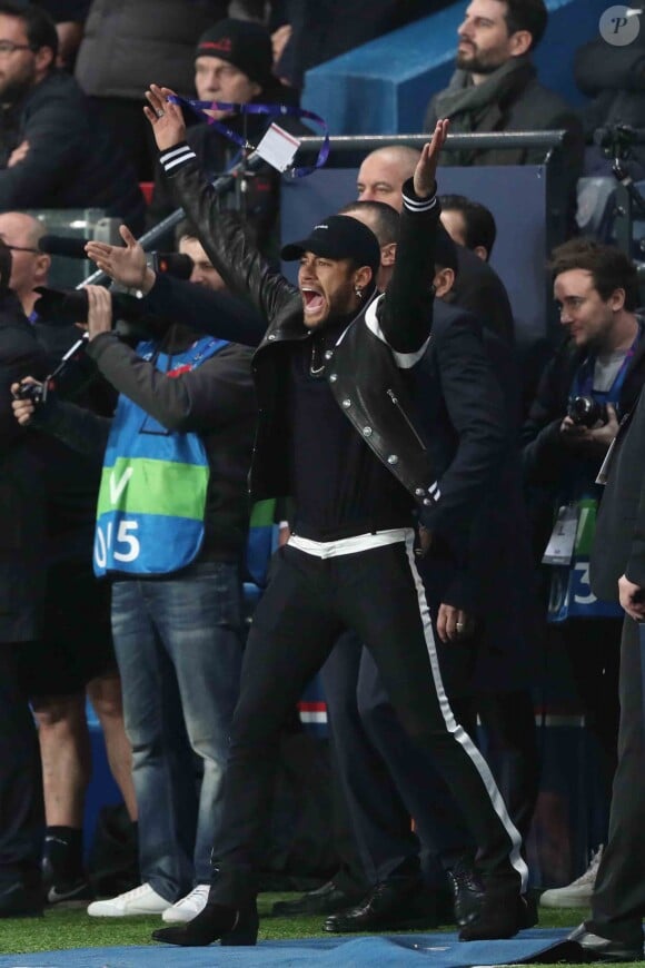 Neymar Jr. au parc des Princes lors du match de 8ème de finale retour de Ligue des champions opposant le Paris Saint-Germain à Manchester Unted à Paris, France, le 6 mars 2019. © Cyril Moreau/Bestimage
