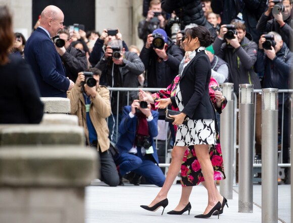 A l'occasion de la journée mondiale du droits des femmes, Meghan Markle (enceinte), duchesse de Sussex, s'est rendue au King's College à Londres, pour participer à une discussion conjointe avec le Trust "The Queen's Commonwealth" à Londres. Le 8 mars 2019 