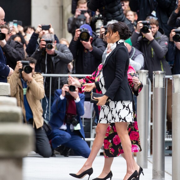 A l'occasion de la journée mondiale du droits des femmes, Meghan Markle (enceinte), duchesse de Sussex, s'est rendue au King's College à Londres, pour participer à une discussion conjointe avec le Trust "The Queen's Commonwealth" à Londres. Le 8 mars 2019 