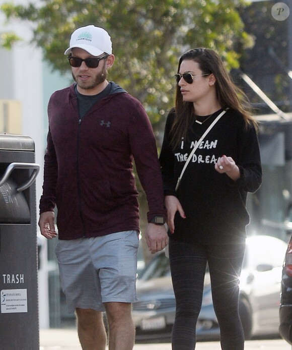 Exclusif - Lea Michele et son fiancé Zandy font du shopping à Los Angeles le 26 janvier 2019.