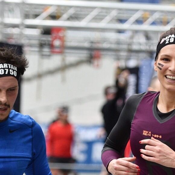 Exclusif - Laury Thilleman (Miss France 2011) et son compagnon le chef cuisinier Juan Arbelaez - Célébrités participent à la Spartan Race au Stade de France à Saint-Denis le 9 mars 2019. © Giancarlo Gorassini/Bestimage